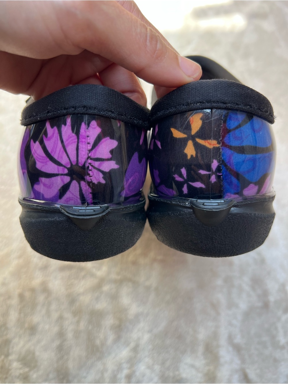Sloggers Floral Garden Clogs – Size 8 Women’s - Picture 4 of 7